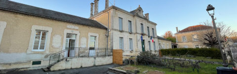 Montignac-Charente-bandeaux-ecole-primaire